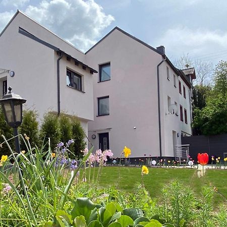 Sonnenlay Lounge - Studio & Ferienhaus Brauneberg Bagian luar foto